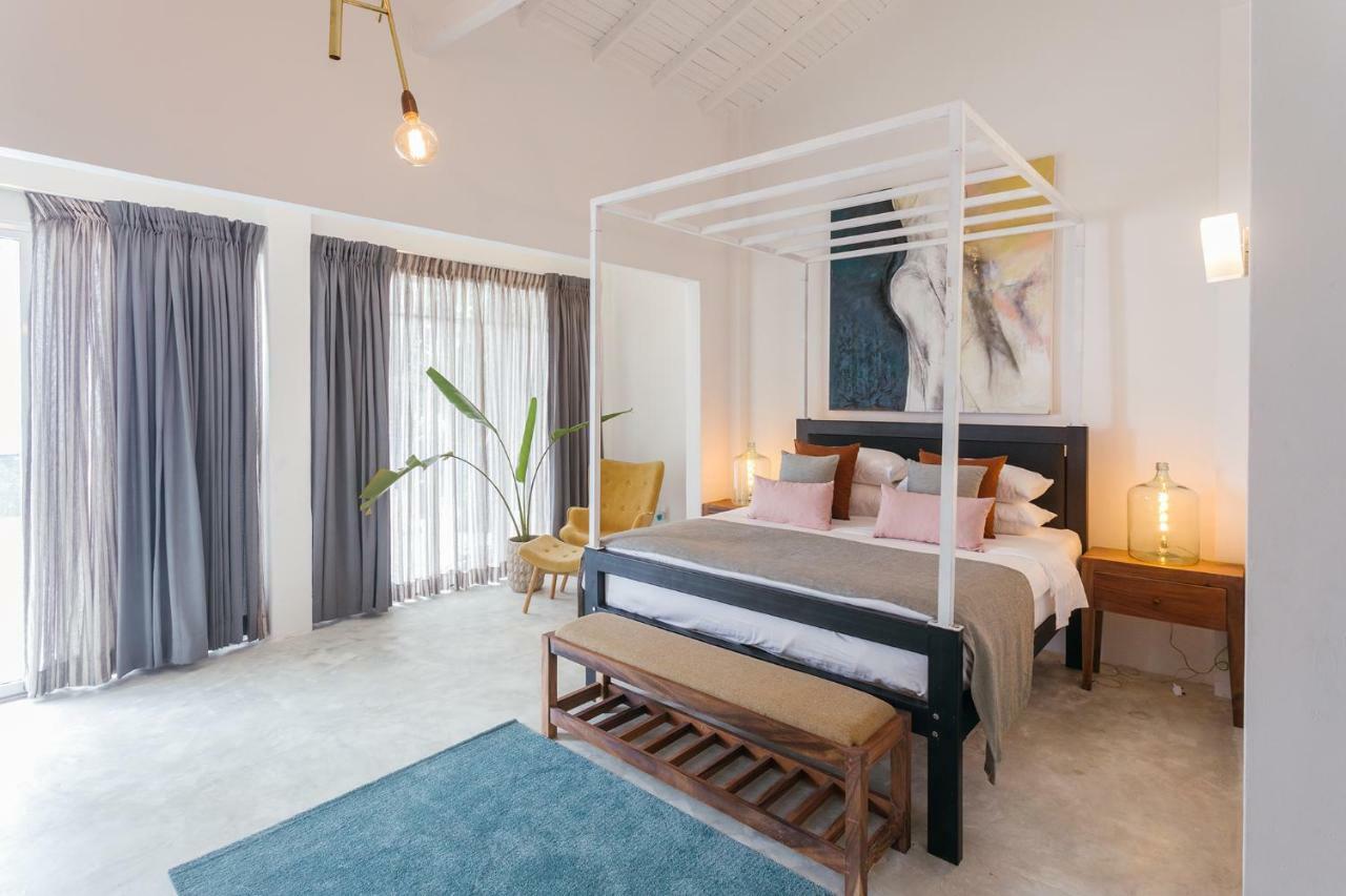 Sea Salt Society Hotel Hikkaduwa Kültér fotó