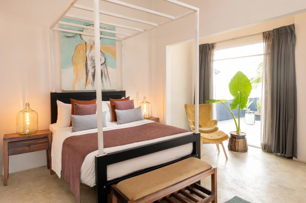 Sea Salt Society Hotel Hikkaduwa Kültér fotó